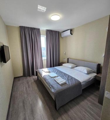 Shevchenkivs'kyi District Hotel | Mansarda Iris