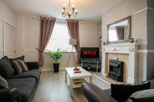 Wath upon Dearne Casa | Manvers House, Rotherham for contractors, Families, free parking WIFI