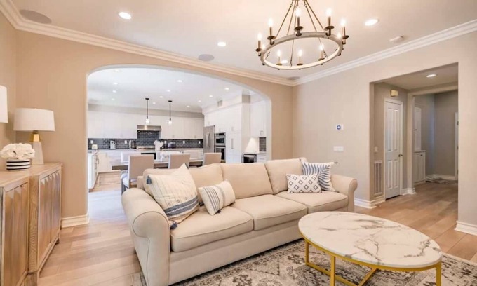 Woodbury Casa | @ Marbella Lane - Modern and Sophisticated Home