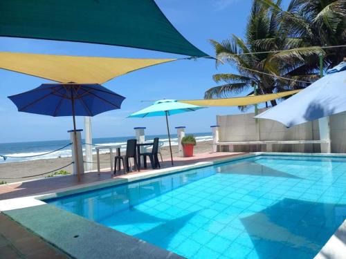Barra de Santiago Casa | MARDEORO BEACH HOUSE
