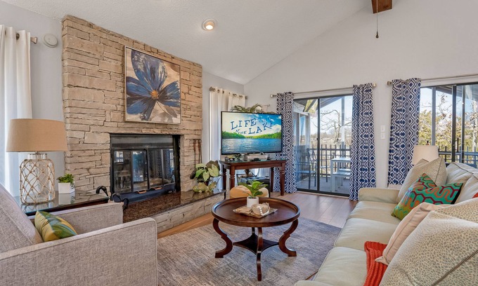 Osage Beach Chalet De Esquí | *** CONECTADO A MARGARITAVILLE SOLO $ 300 / nt ESPECIAL DE CAÍDA