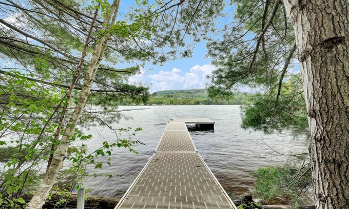 Notre-Dame-de-Pontmain Cabaña | Marina cottage waterfront