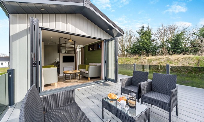 Oulton Broad Casa | Marina Retreat - Dos Habitaciones Casa, Capacidad 4
