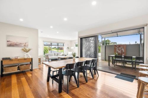 Ocean Grove Casa | Marlins Cove Coastal Townhouse Ocean Grove
