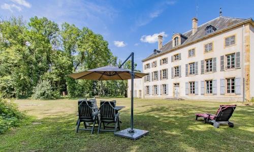 Marcigny Cama Y Desayuno | Marraycourt, Chateau-Chambre d'Hotes