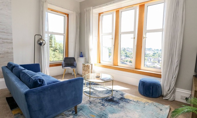 Innellan Casa | MARS HILL UPPER, family friendly, country holiday cottage in Dunoon