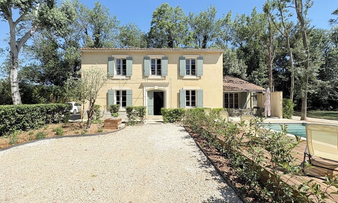 Les Angles Casa | Mas Provençal near Avignon