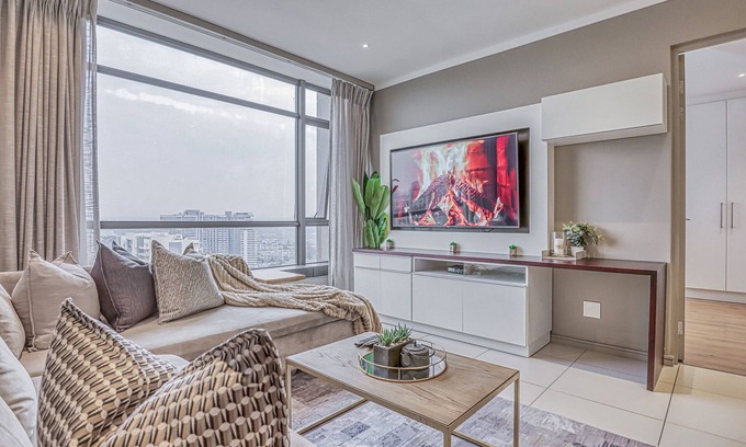 Greater Johannesburg Metropolitan Area Apartamento | Masingita Towers Luxury Hotel. (No load-shedding!)