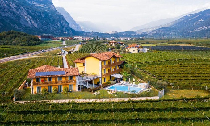 Dro Cama Y Desayuno | Maso Agritur Santa Lucia
