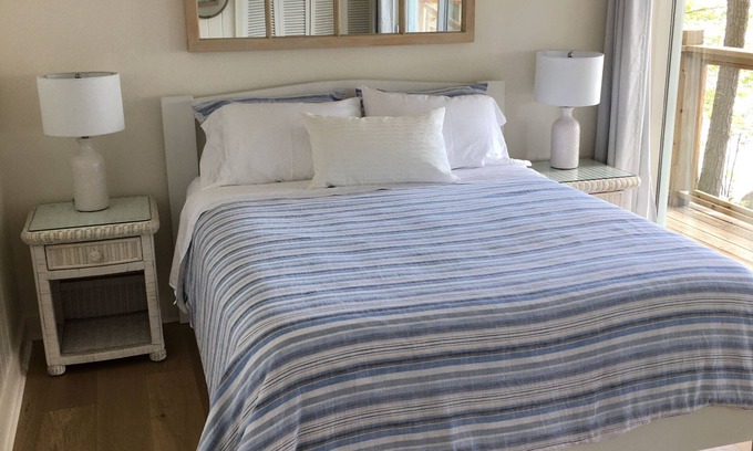 Muskoka Lakes Cabaña | Masons Dunlookin - sleeps 18 - lake muskoka waterfront property-newly renovated