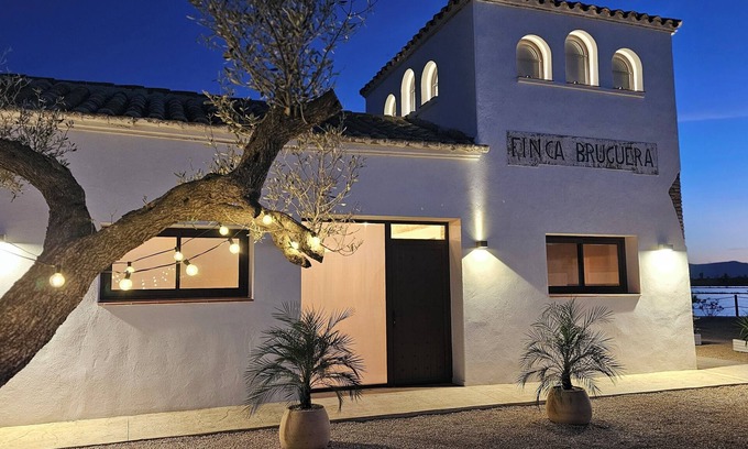 Deltebre Villa | MASOS BRUGUERA - FINCA LLAMBRICH