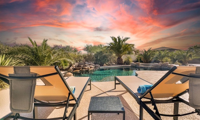 Maricopa Casa | Massive Golf Course Home with Pool, Spa, Game Room, Yoga Room! Stay a While