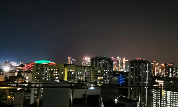 Geylang Casa | Master Bedroom with toilet