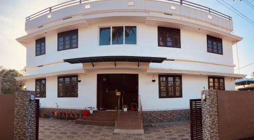 Alwaye Apartamento | MATHER RAJAGIRI FURNISHED APARTMENTS