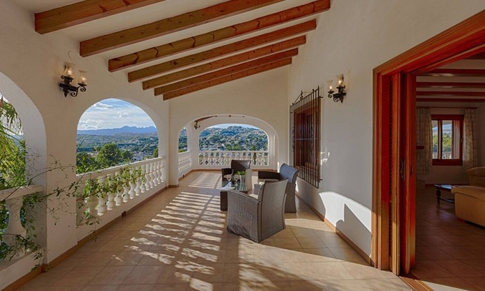 Paichi Villa | MATISSE, Amplia villa en Moraira para 9 pax, piscina privada y wifi gratis