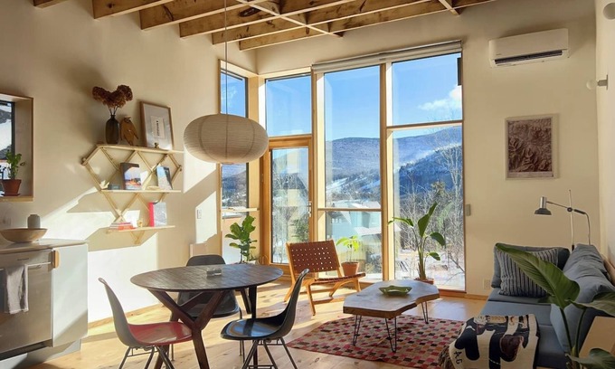 Hunter Cabina | Max - Cozy Modern with a Nice View of the Slopes
