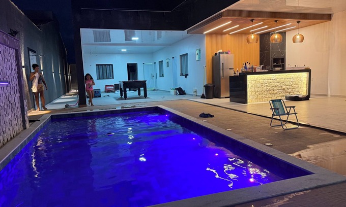 Salinopolis Casa | MC Style house in Salinas, PA, 8 beds and 4 suites