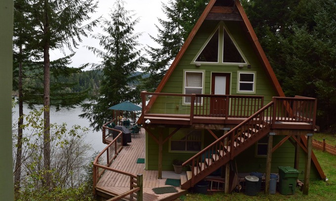Lakeside Casa | Mcdragonfly Cabin-wow! Esta es una cabaña.