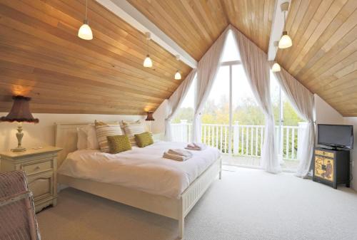 Ufford Casa | Meadow Lodge