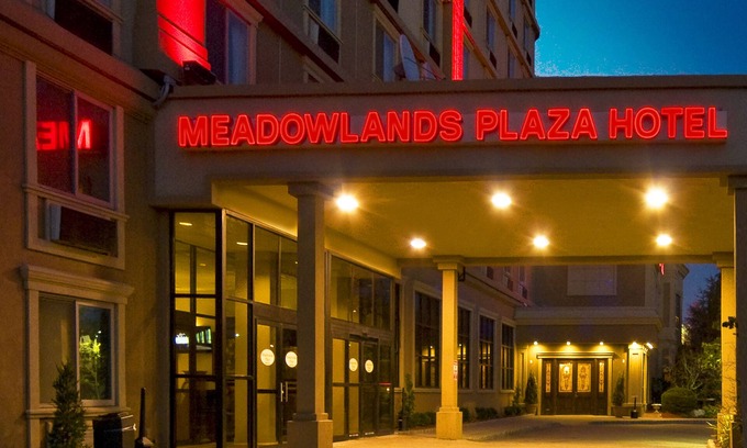 Secaucus Hotel | Meadowlands Plaza Hotel