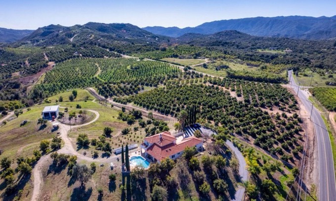 Temecula Casa | Mediterranean House in De Luz