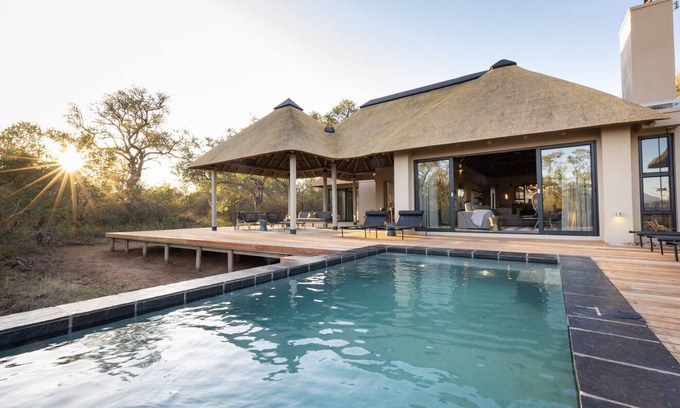 Hoedspruit Villa | Meet Villa Safari: a 5-star exclusive villa