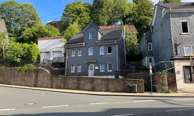 Siegen Casa | Mehrere Zimmer in erster Lage