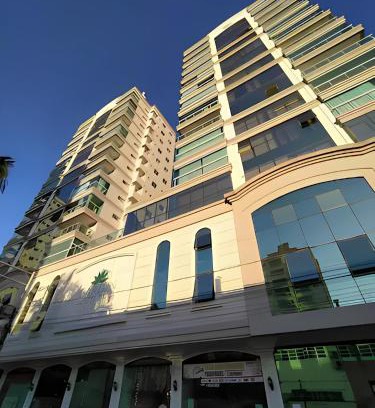 Andorinha Apartamento | Meia Praia Apto Fino Acabamento 3 suítes e 2 garagens