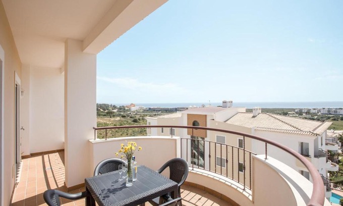 Albardeira Apartamento | Meia Praia Beach Apartment