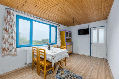 Gurjaani Casa | Melaanian Vintage - Guest House, Ecotourism Complex