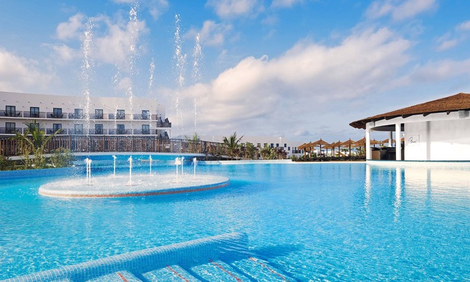 Santa Maria Complejo | Melia Dunas Beach Resort & Spa - All Inclusive