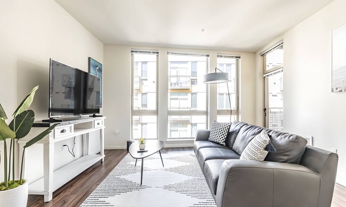 Mercer Island Apartamento | Mercer Isl 2BR #3 | Corporate Stay | Sophari