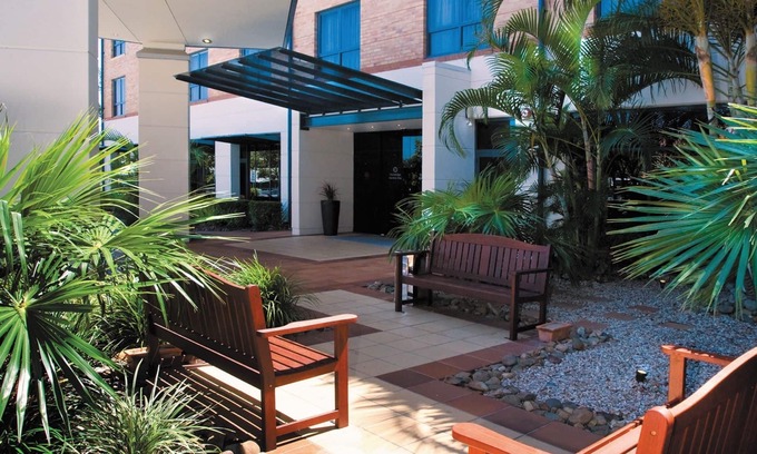 Upper Mount Gravatt Hotel | Mercure Brisbane Garden City