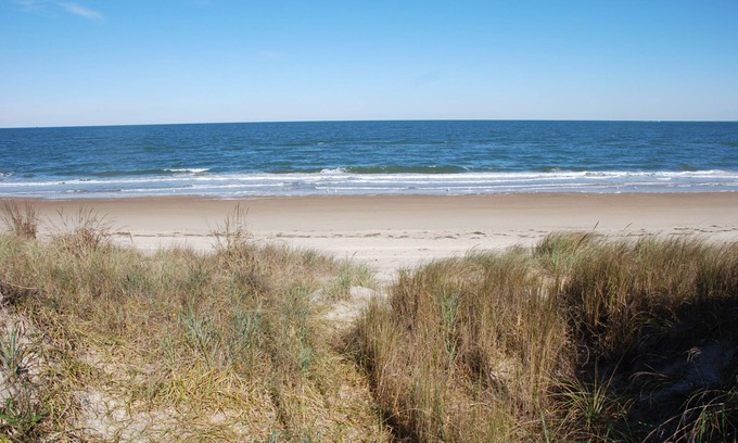 Cottage Line Casa | Mermaids & Mutts 3 Bedroom Bungalow by RedAwning