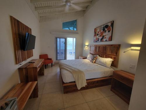 Negril Hotel | Merrils Deluxe at Veraclub