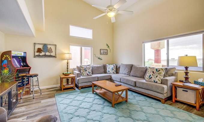 Mesquite Condominio | Mesquite Vacation Rental w/ Pool Access!