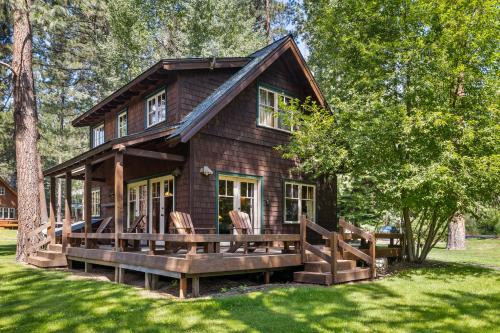 Camp Sherman Casa | Metolius Cabin 12