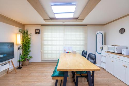 Seo-gu Apartamento | Metro Stay Daejeon Cozy home at transport hub