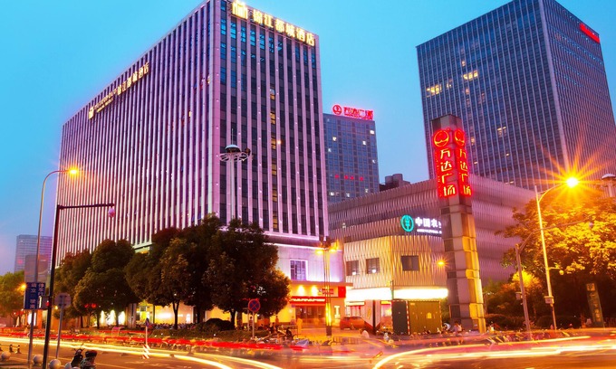 Xinbei Hotel | Metropolo Changzhou Dinosaur Park Xinbei Wanda Plaza Hotel