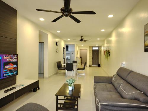 Taman Desa Tebrau Apartamento | MGM-Tebrau City Walk within 5 min to AEON Mall, Ikea & Toppen