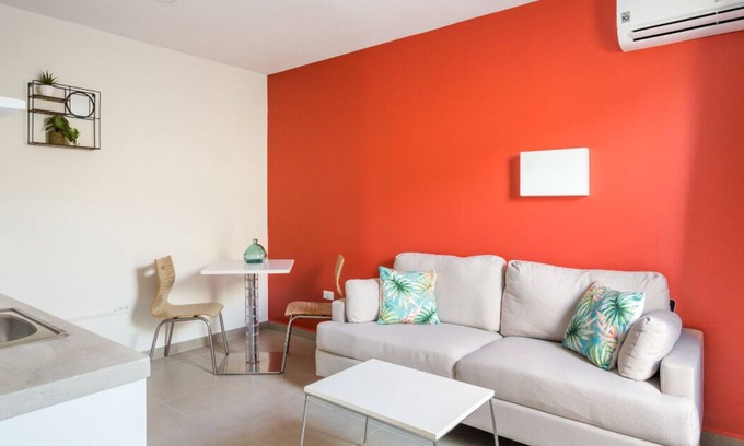 Boroncana Apartamento | Mi Casita Apartment T3- 1BR 1BA 5 min 2 Palm Beach