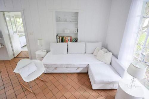 El Portal Casa | Miami Pool Cottage