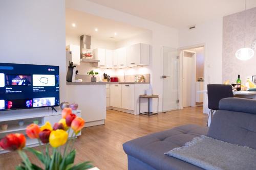 Oldenburg Apartamento | MiCasa OL - Deluxe Apartment mit Stil - Carport Stellplatz - Küche - WLAN - 3,7 KW Steckdose für E Auto - Terrasse