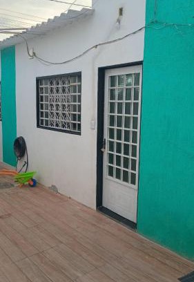 Novo Gama Casa | Micro-casa 2 Pedregal Novo Gama GO prox Valparaíso ideal p trabalho descanso e silêncio