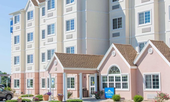 Harrisonburg Hotel | Microtel Inn & Suites by Wyndham Harrisonburg