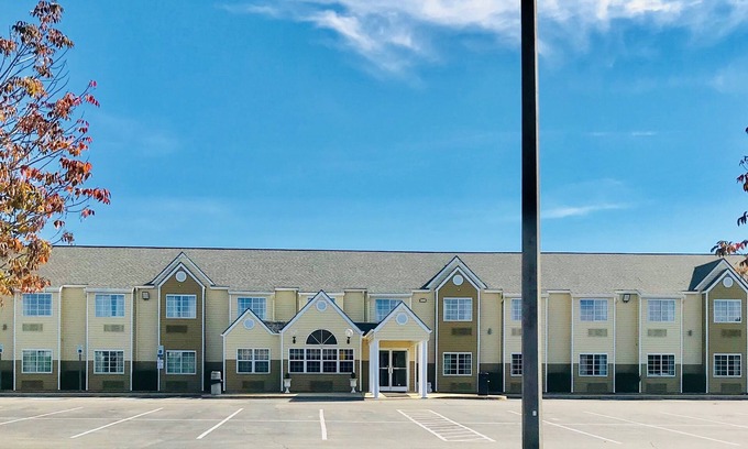 Cottondale Hotel | Microtel Inn & Suites by Wyndham Tuscaloosa East