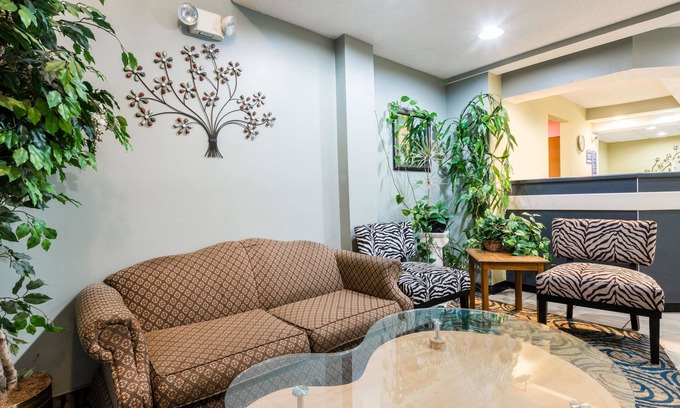 Riverside Hotel | Microtel Inn & Suites by Wyndham Dayton/Riverside OH