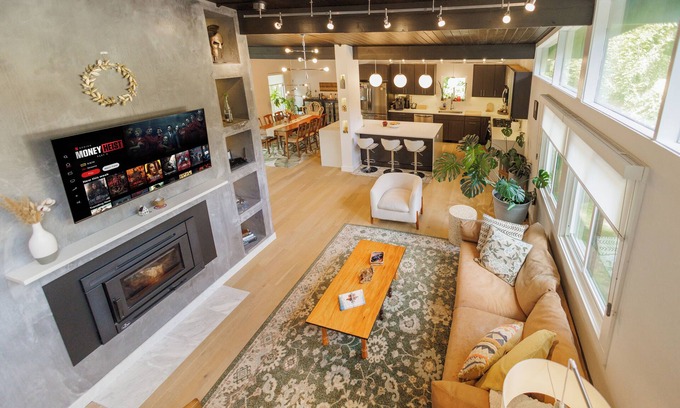 Natick Casa | Mid-Century Modern x Bohemian Home