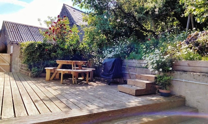 Lisnagunogue Cabina | Midden Manor Country Stay on a Working Dairy Farm