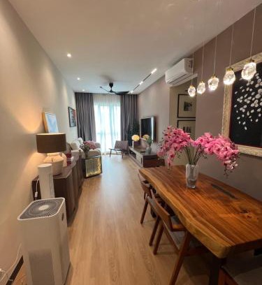 Gelugor Casa | Middle Room Only in Bayan Lepas Share Space